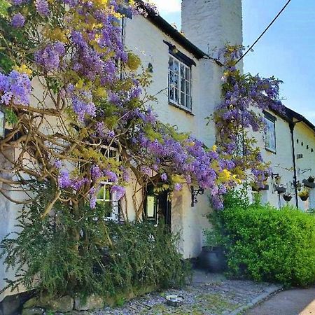 Finest Retreats - The Old Church House Inn Broadhempston Exterior foto
