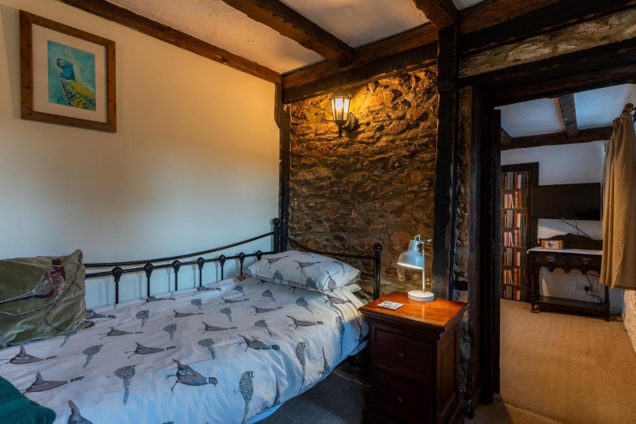 Finest Retreats - The Old Church House Inn Broadhempston Exterior foto